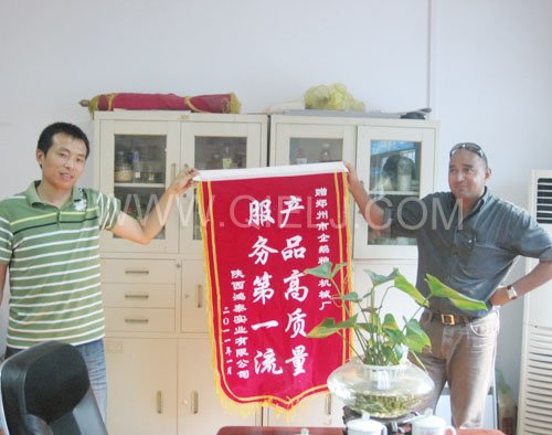 2011年7月25日，外國(guó)友人參觀考察我公司！明經(jīng)理等接待并陪同參觀！(圖2)