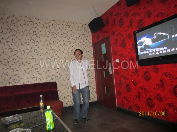 2011年10月，鄭州企鵝糧油機(jī)械有限公司--外貿(mào)部，十一國(guó)慶節(jié)團(tuán)體活動(dòng)！(圖13)