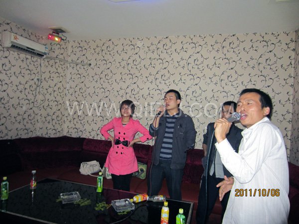 2011年10月，鄭州企鵝糧油機(jī)械有限公司--外貿(mào)部，十一國(guó)慶節(jié)團(tuán)體活動(dòng)！(圖1)