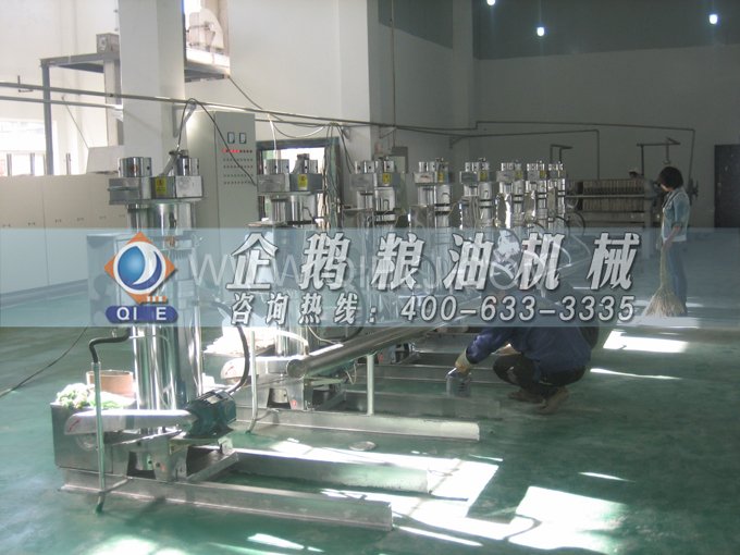 芝麻油壓榨處理設(shè)備，企鵝牌液壓榨油機勇于創(chuàng)新生產(chǎn)效率高(圖5)